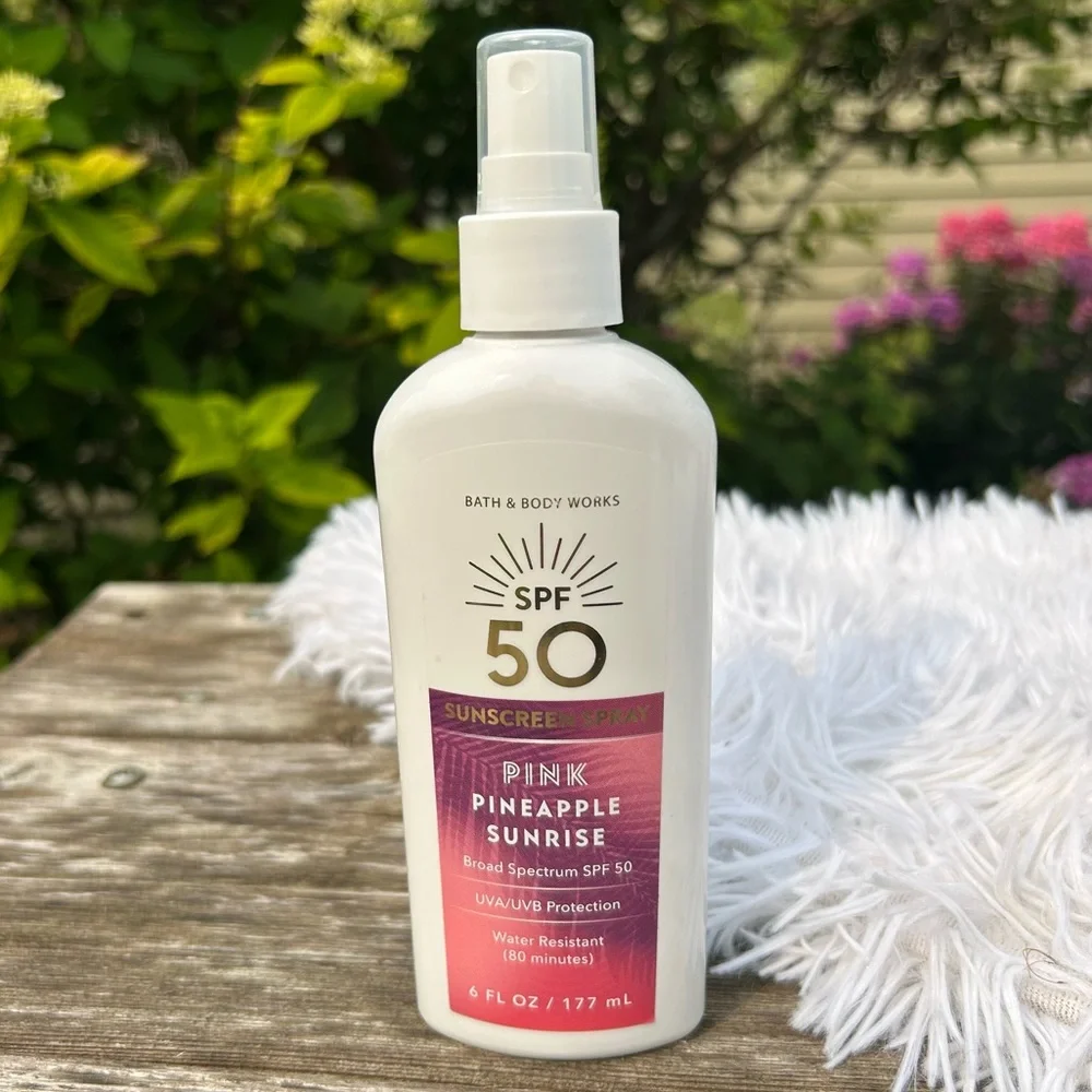 Bath & Body Works Pink Pineapple Sunrise SPF 50 Sunscreen Spray 6 oz NEW